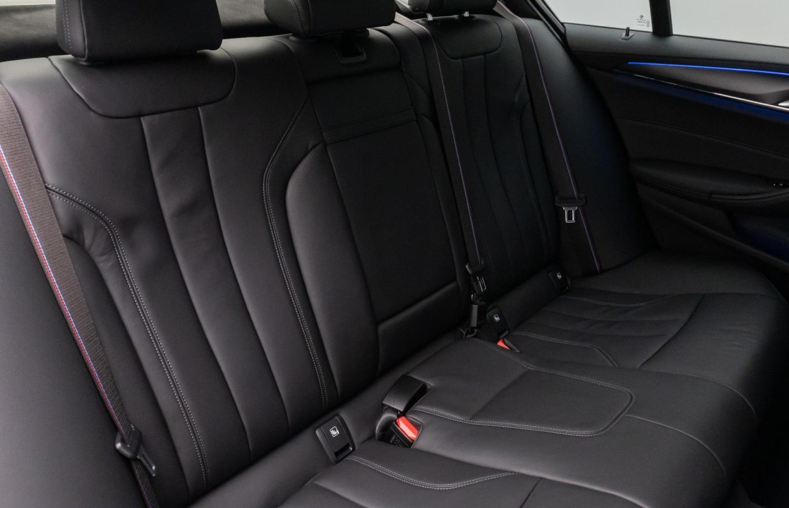 BMW M5 Competition - foto 17