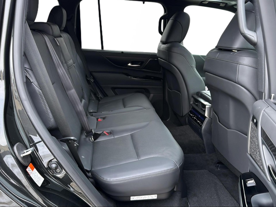 Lexus Seria LX 700h Overtrail - foto 7