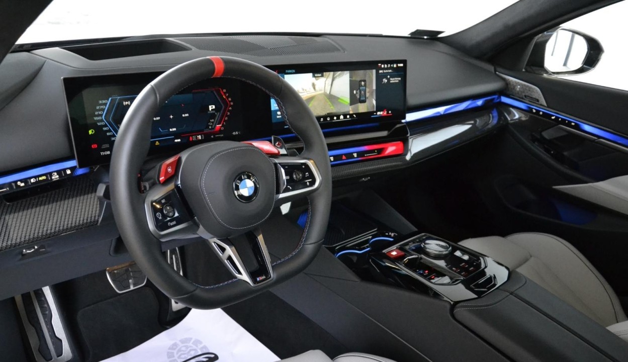 BMW M5 - foto 13