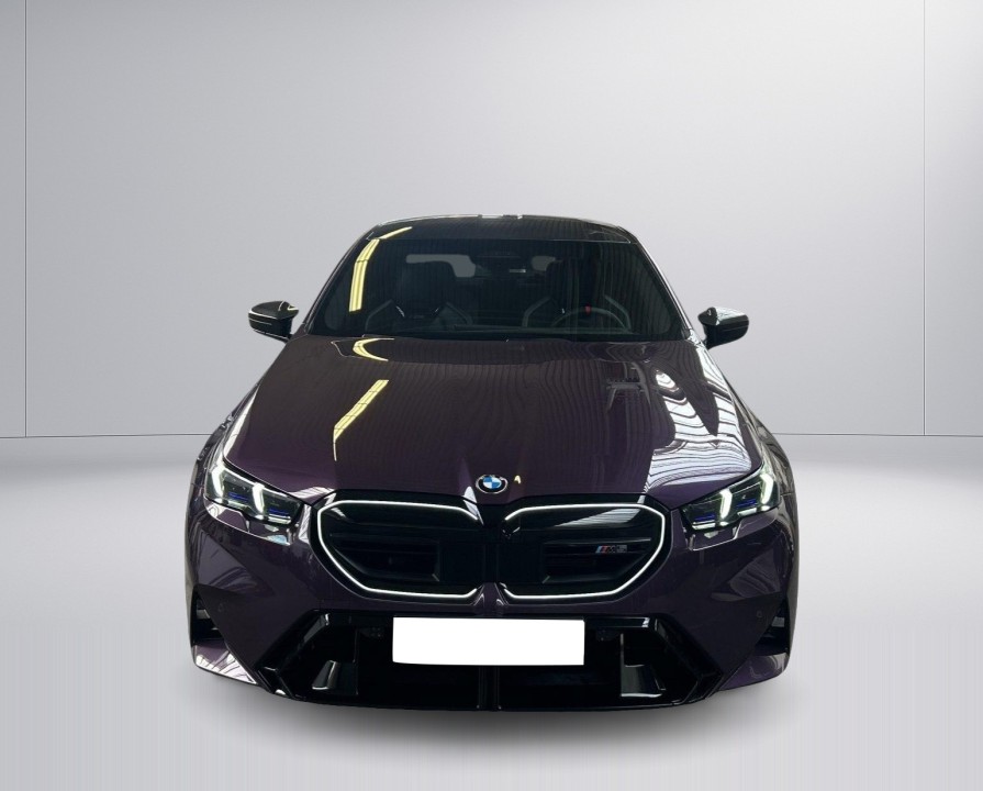 BMW M5 (5)