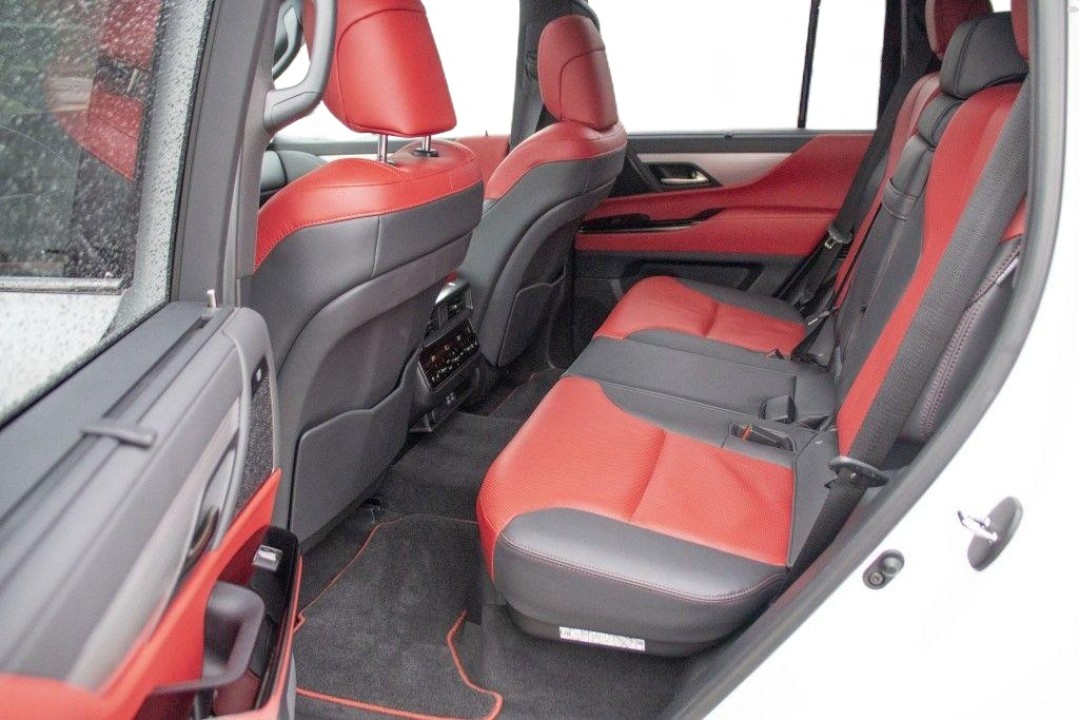 Lexus Seria LX Lexus LX 600 F-Sport - foto 18