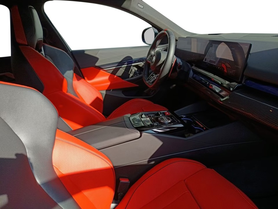 BMW M5 Touring xDrive - foto 13