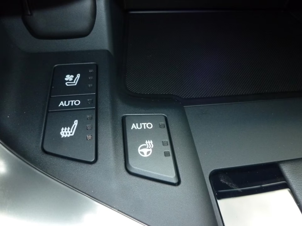 Lexus Seria LX 500d - foto 13