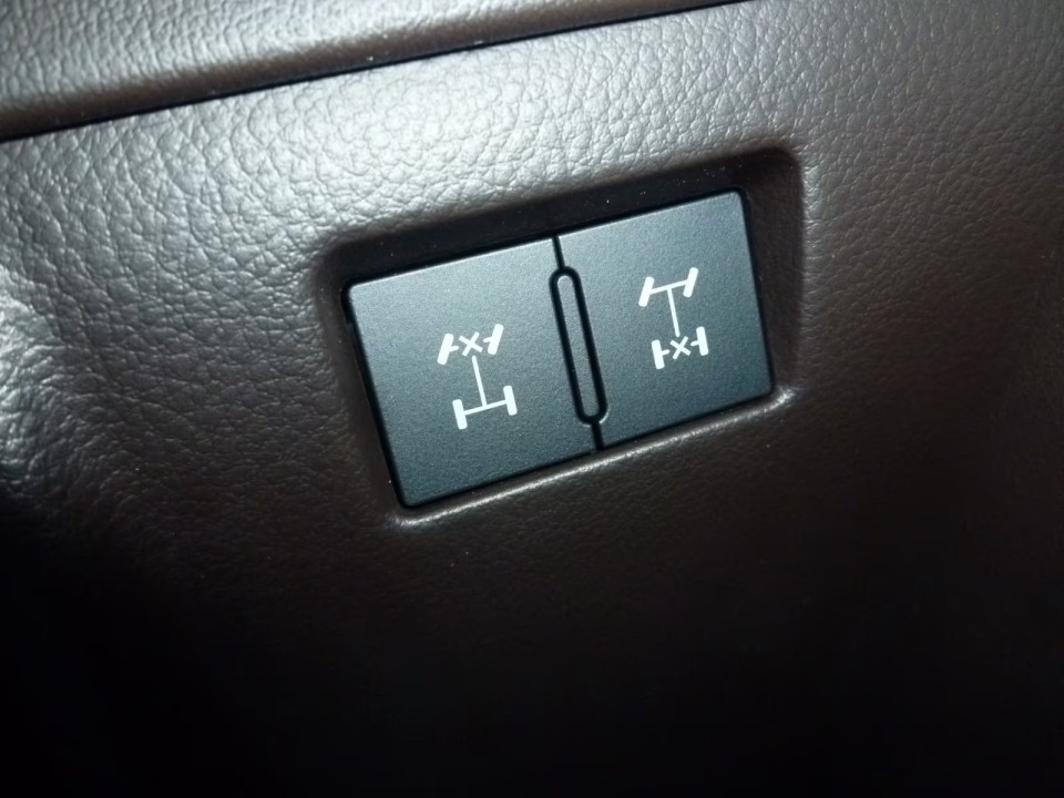 Lexus Seria LX 500d - foto 12