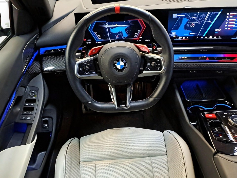 BMW M5 - foto 8