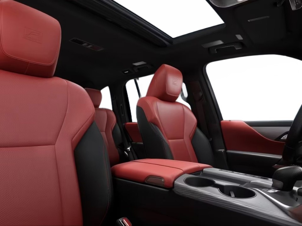 Lexus Seria LX 700h F-Sport - foto 9