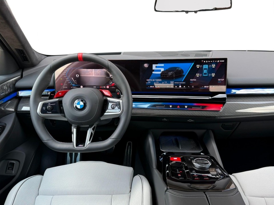 BMW M5 xDrive - foto 10