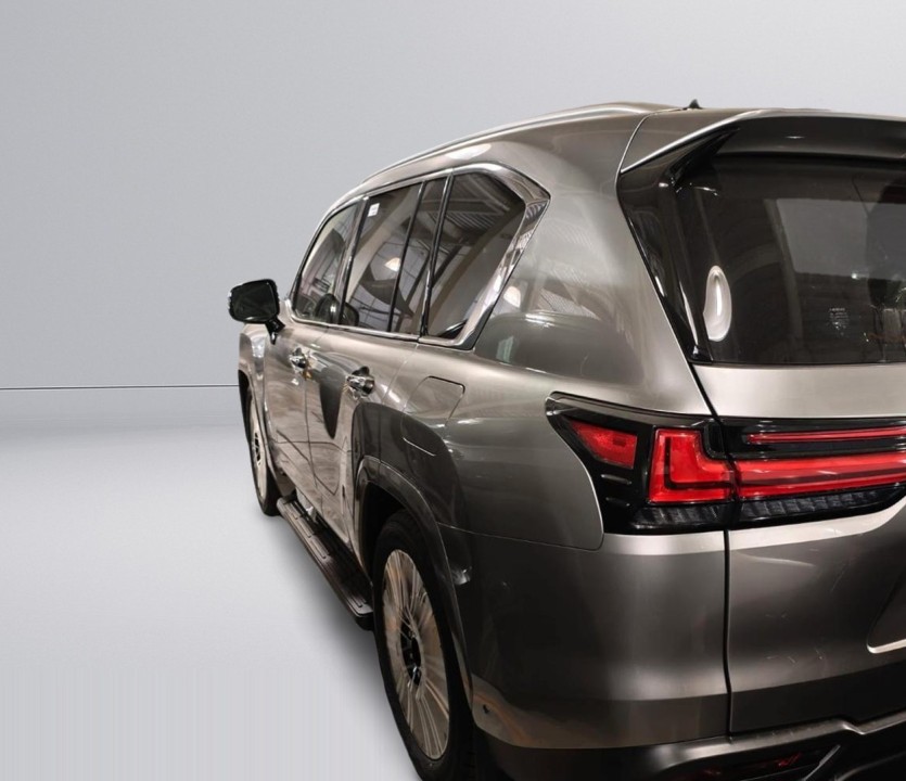 Lexus Seria LX 700h Luxury (2)