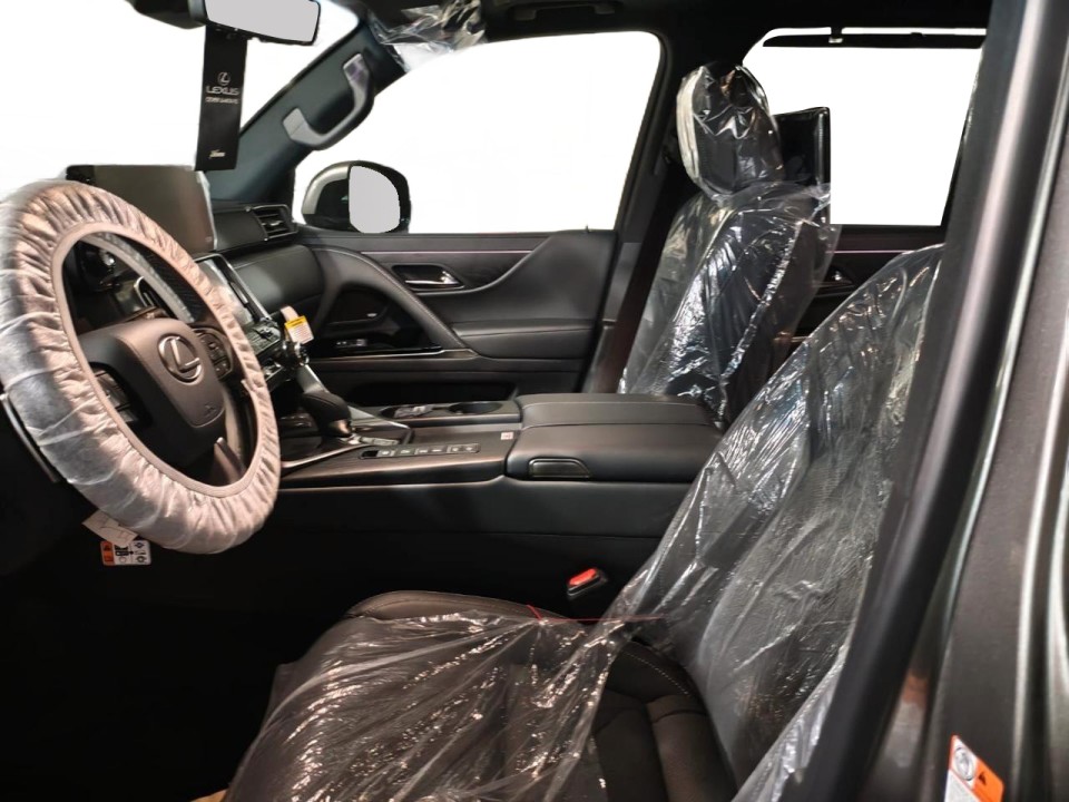 Lexus Seria LX 700h Luxury (5)