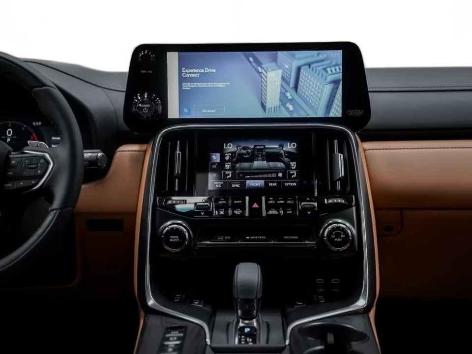 Lexus Seria LX 700h Luxury - foto 20