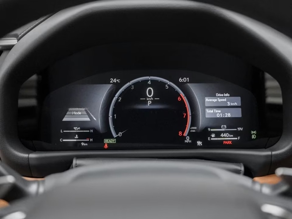 Lexus Seria LX 700h Luxury - foto 16