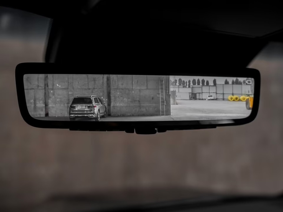 Lexus Seria LX 700h Luxury - foto 30