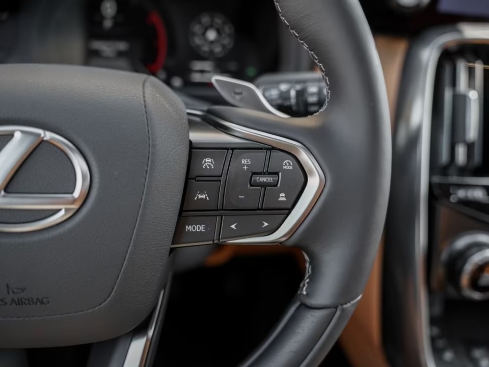 Lexus Seria LX 700h Luxury - foto 15