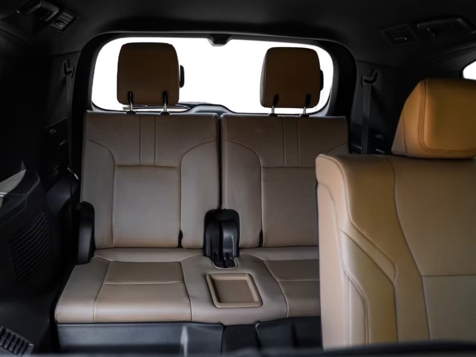 Lexus Seria LX 700h Luxury - foto 32