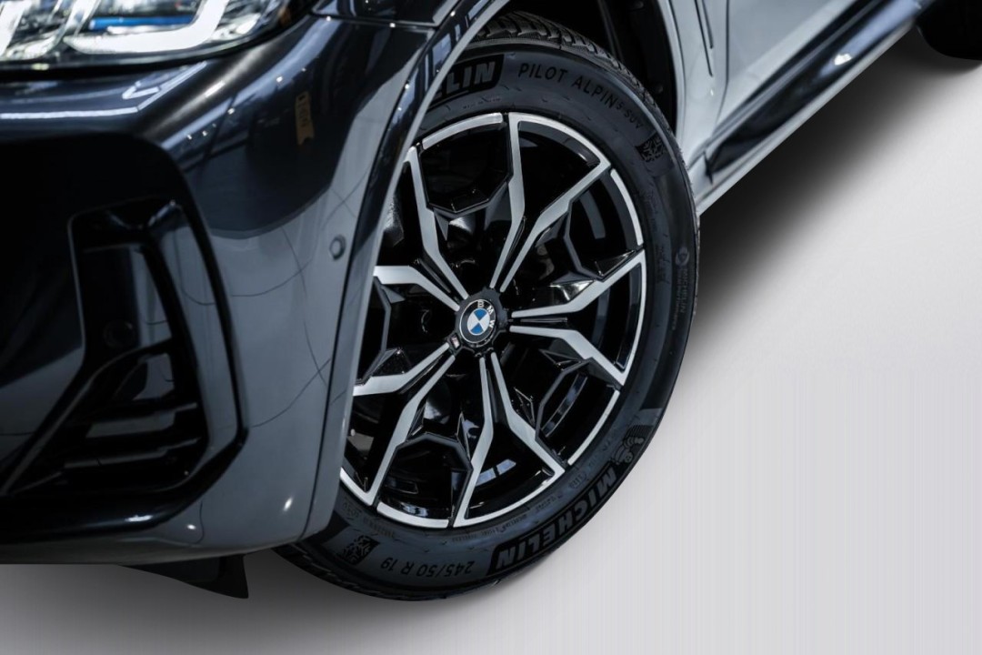 BMW X4 xDrive20d M-Sport - foto 24