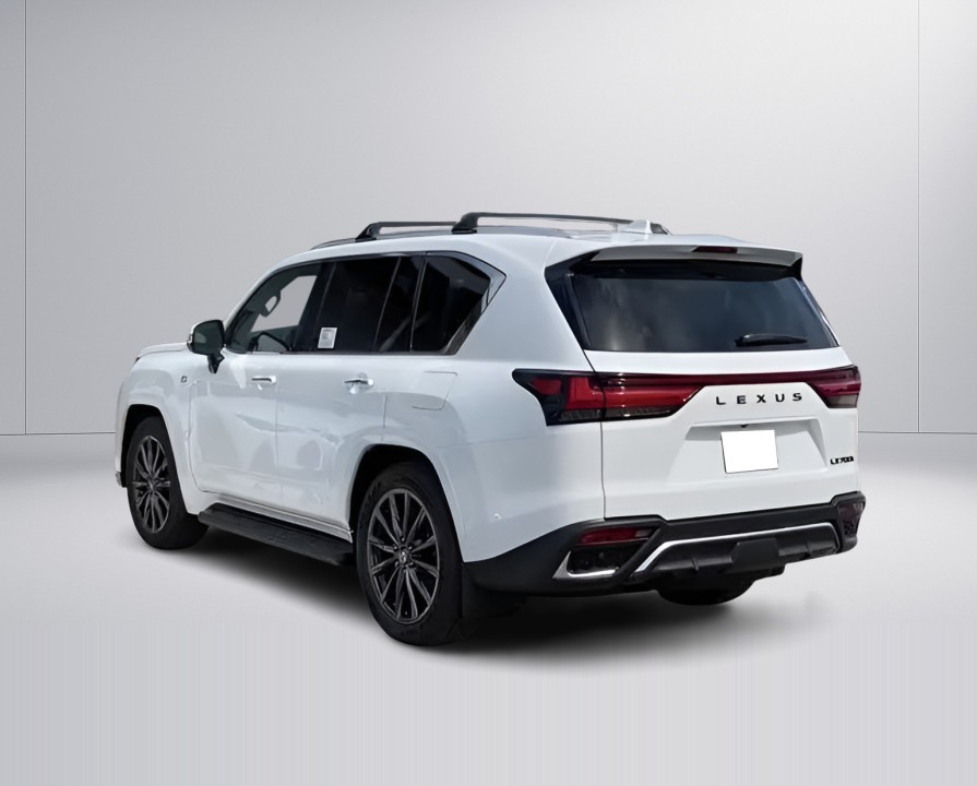 Lexus Seria LX 700h F-Sport (2)