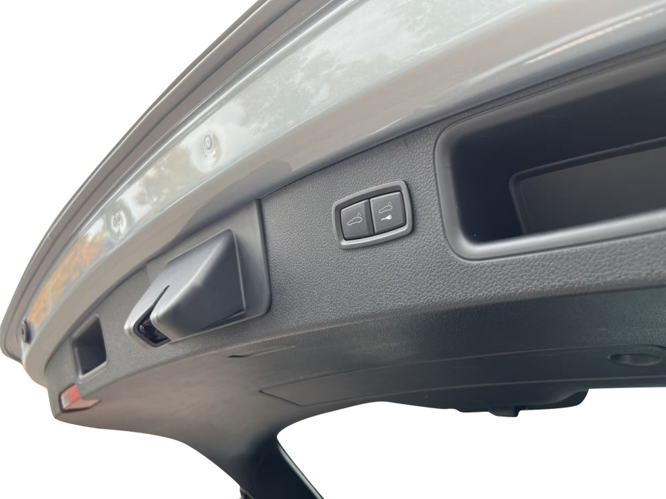 Porsche Macan T - foto 19