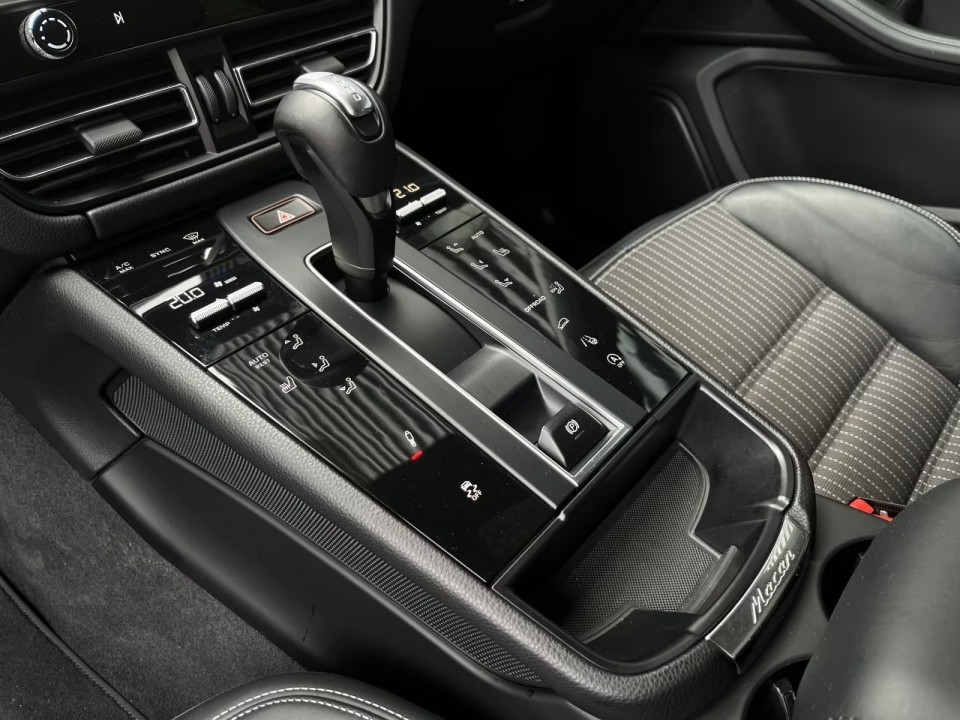 Porsche Macan T - foto 11