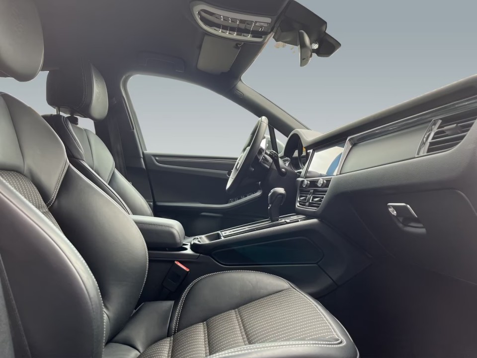 Porsche Macan T - foto 9
