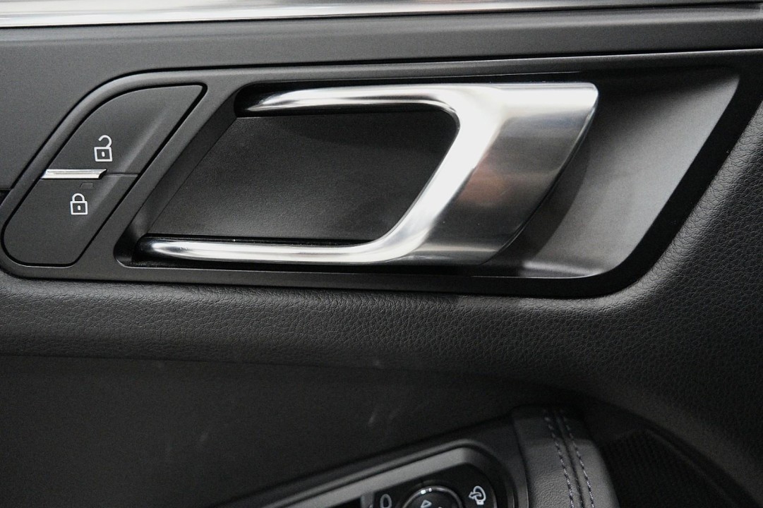 Porsche Macan - foto 13