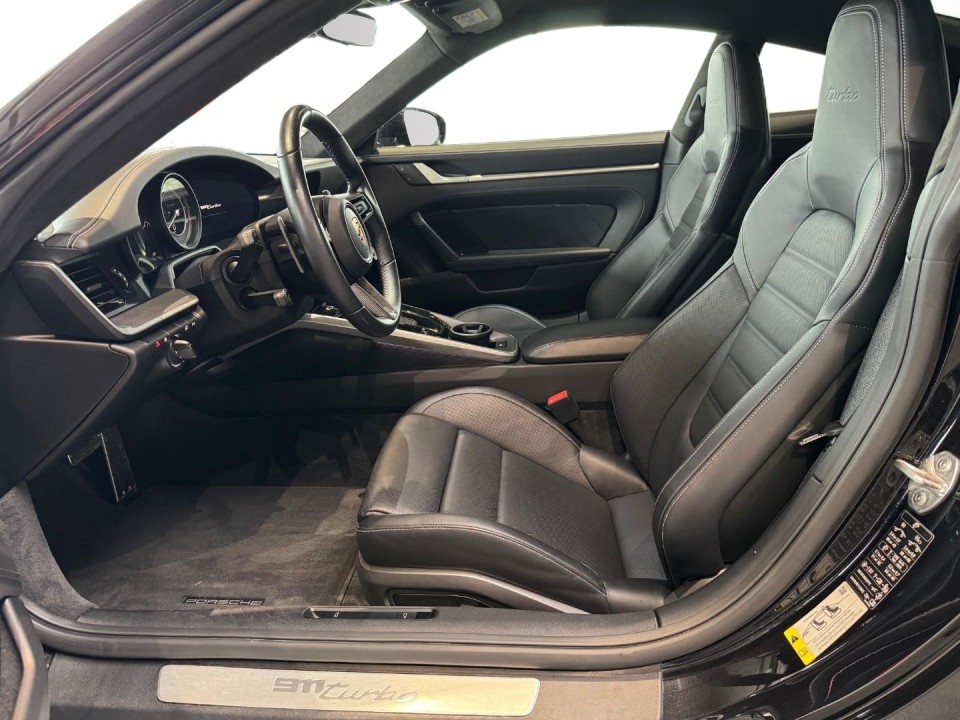 Porsche 911 Turbo - foto 14