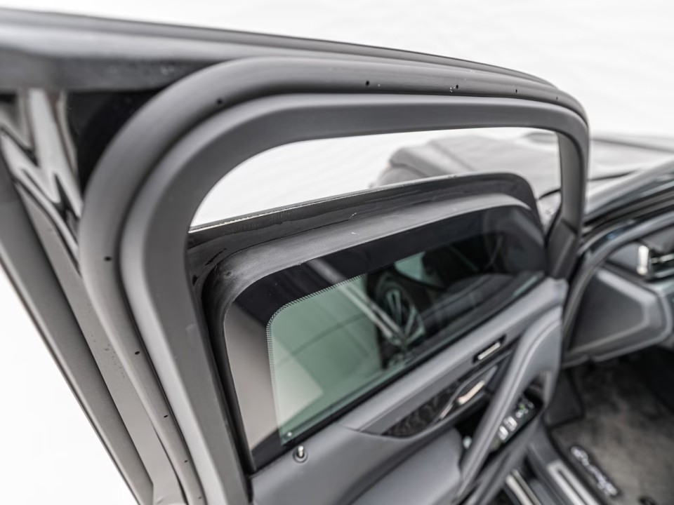 Lexus Seria LX 500d Luxury - foto 32