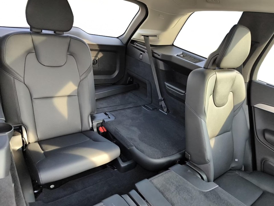 Volvo XC 90 B5 AWD Plus Bright - foto 17