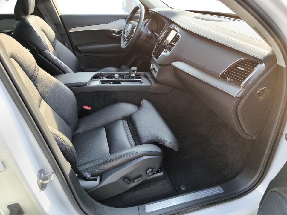 Volvo XC 90 B5 AWD Plus Bright - foto 12