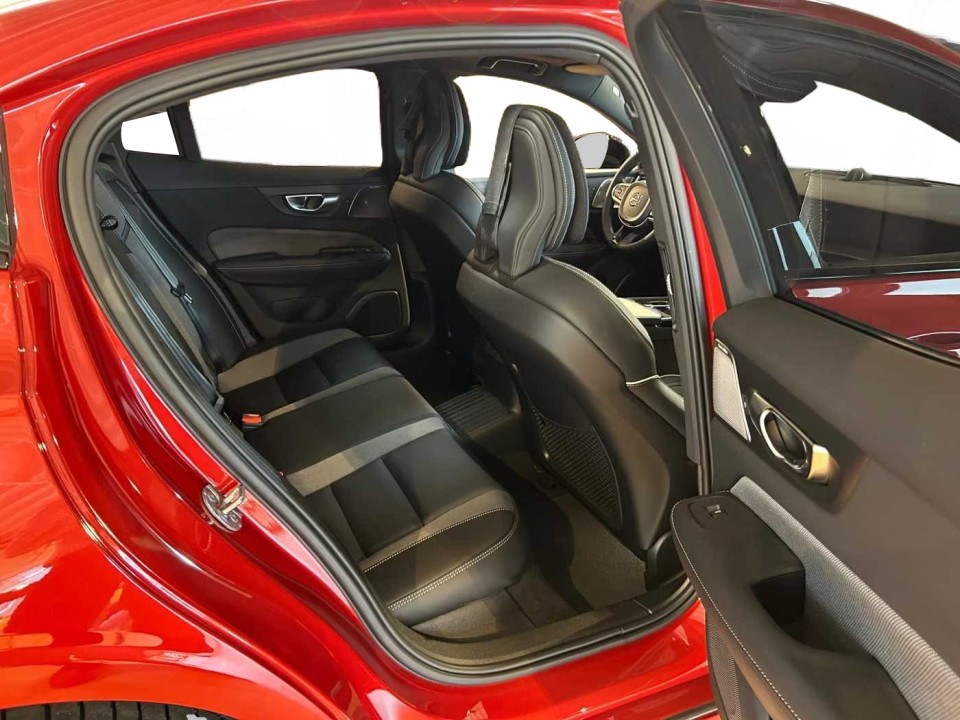 Volvo S60 T8 Ultimate - foto 18