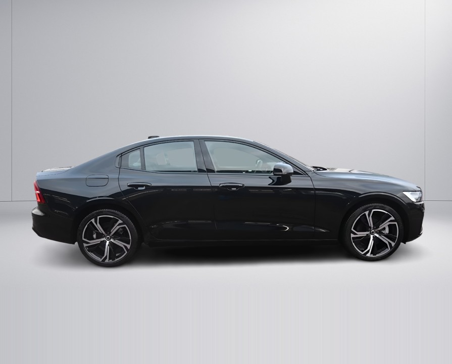 Volvo S60 B4 Plus Dark (2)