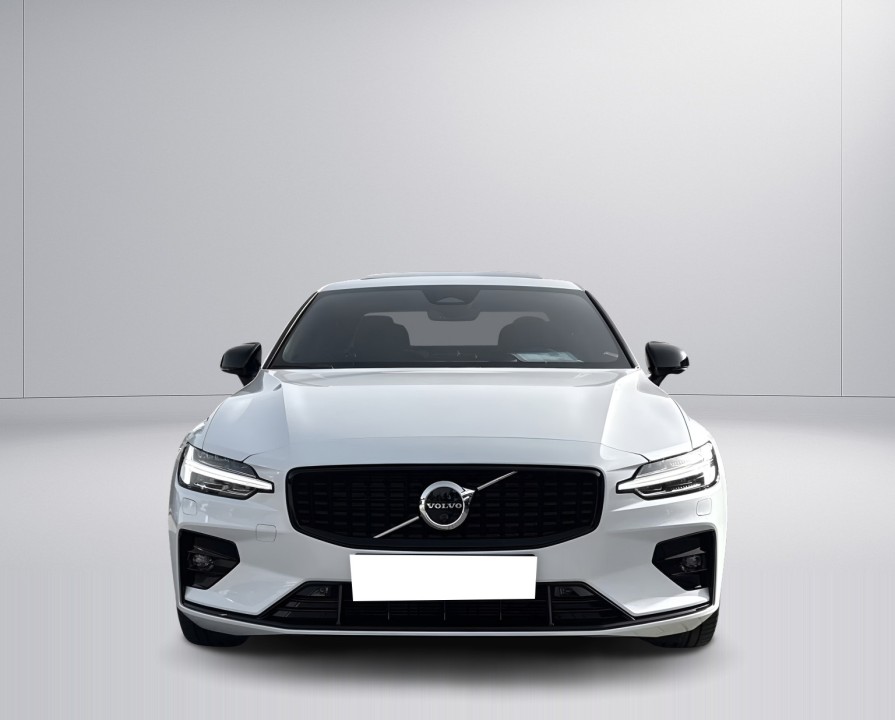 Volvo S60 B5 Plus Dark (2)