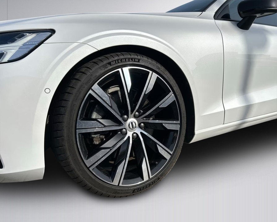 Volvo S60 B5 Plus Dark - foto 14