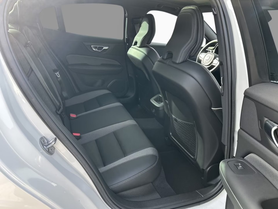 Volvo S60 B5 Plus Dark - foto 13