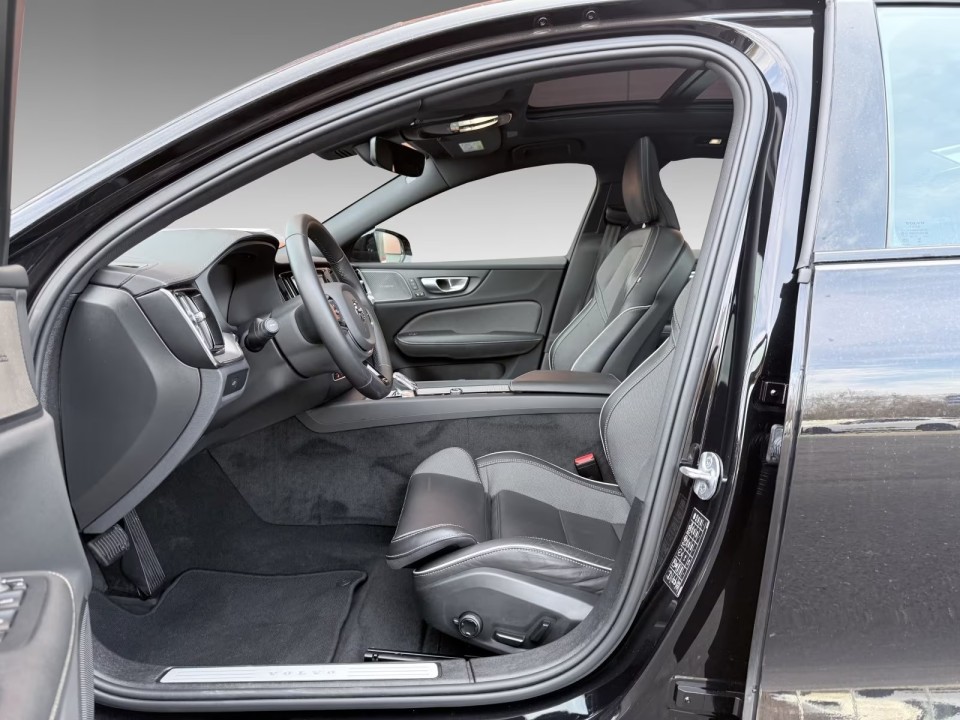 Volvo S60 B5 Ultimate Dark - foto 8