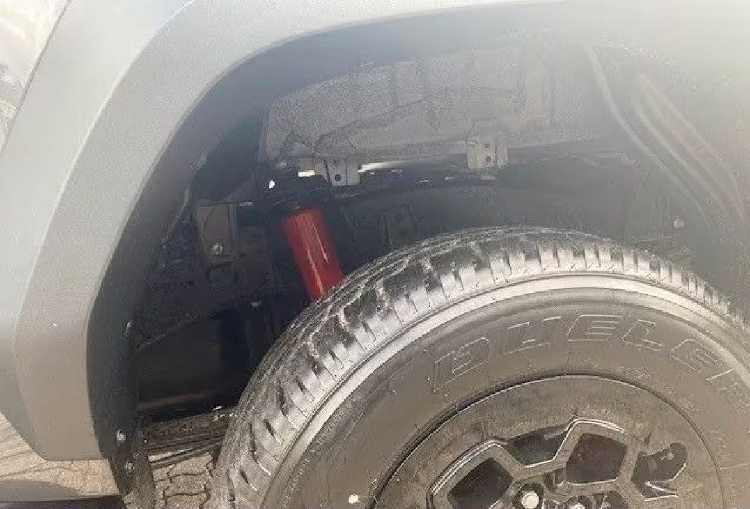 Toyota Hilux 2.8D GR-Sport - foto 21