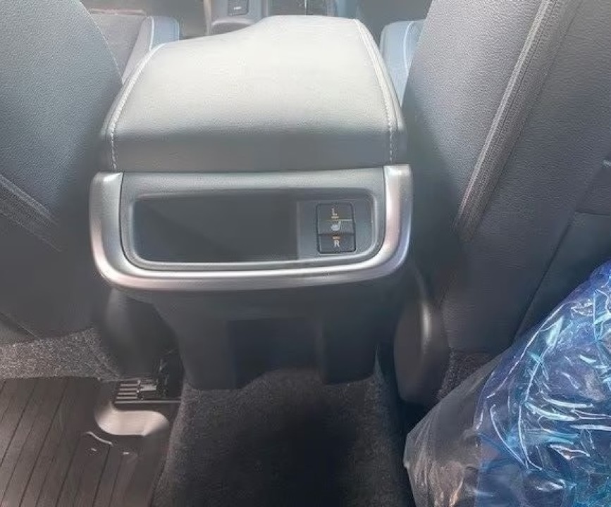 Toyota Hilux 2.8D GR-Sport - foto 15