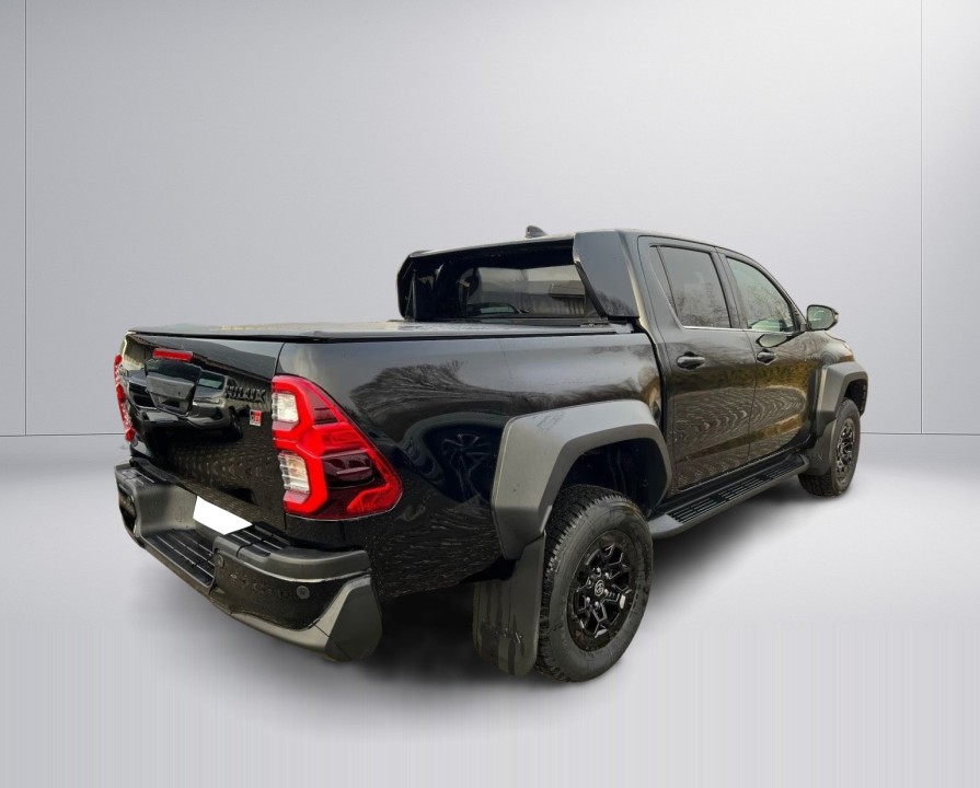 Toyota Hilux 2.8D GR-Sport (3)