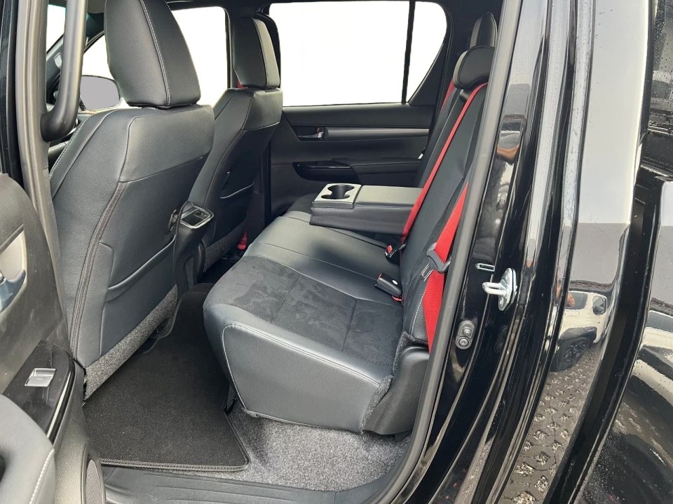 Toyota Hilux 2.8D GR-Sport - foto 21