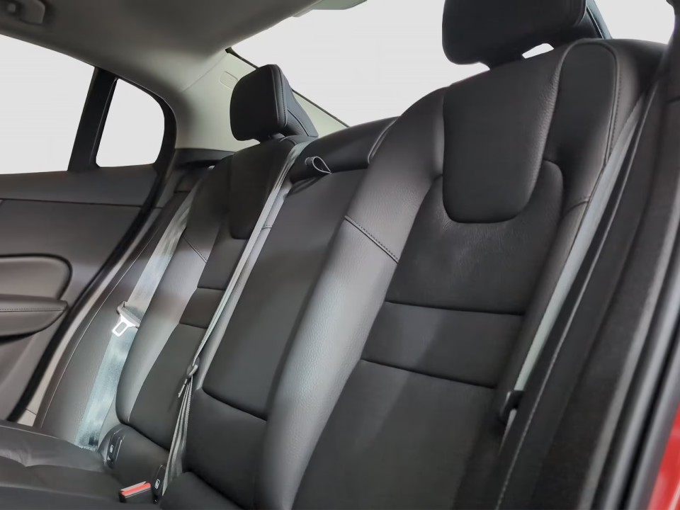 Volvo S60 B5 Ultimate - foto 11