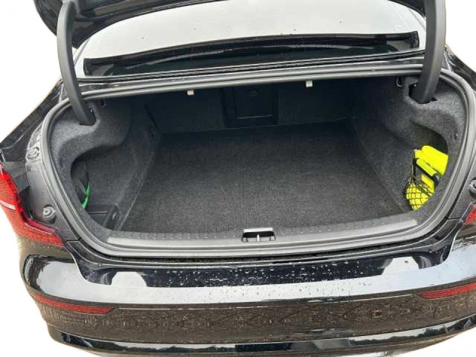 Volvo S60 Plus Dark Recharge - foto 14