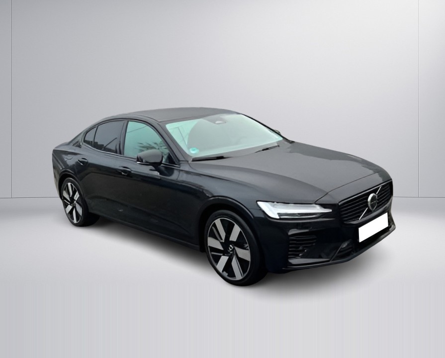 Volvo S60 Plus Dark Recharge