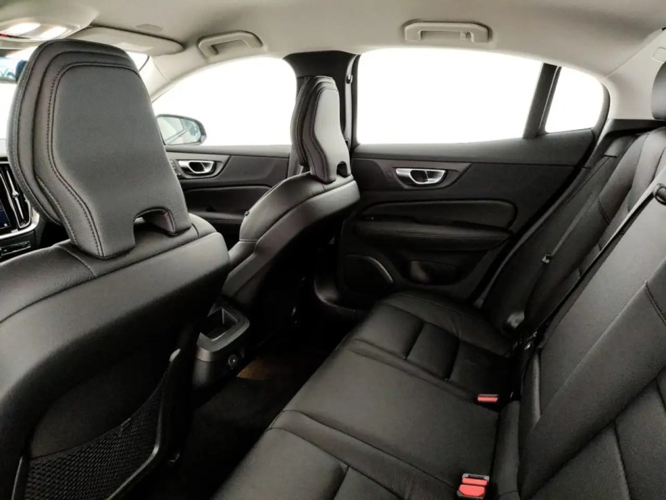 Volvo S60 B4 Plus Dark - foto 13