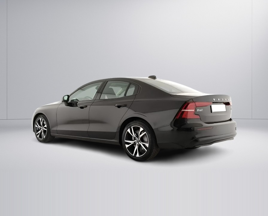 Volvo S60 B4 Plus Dark (4)
