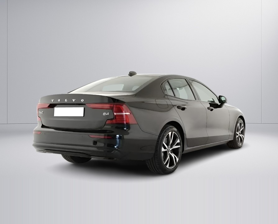 Volvo S60 B4 Plus Dark (2)