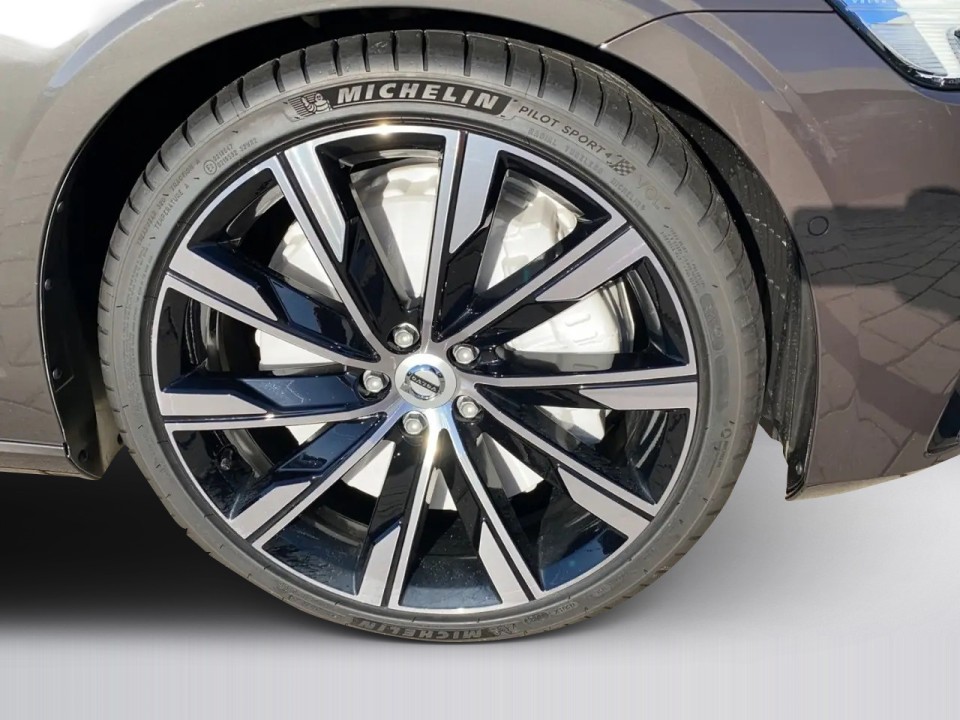 Volvo S60 Ultimate Dark - foto 13