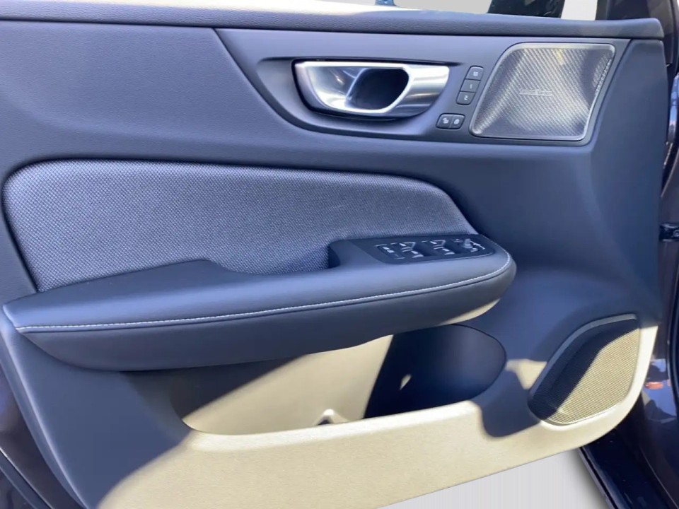 Volvo S60 Ultimate Dark - foto 12