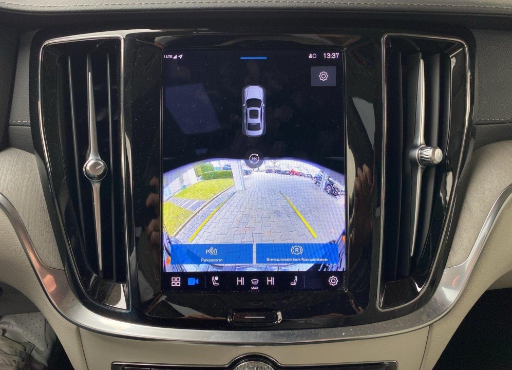 Volvo S60 T8 Ultimate Dark Recharge - foto 14