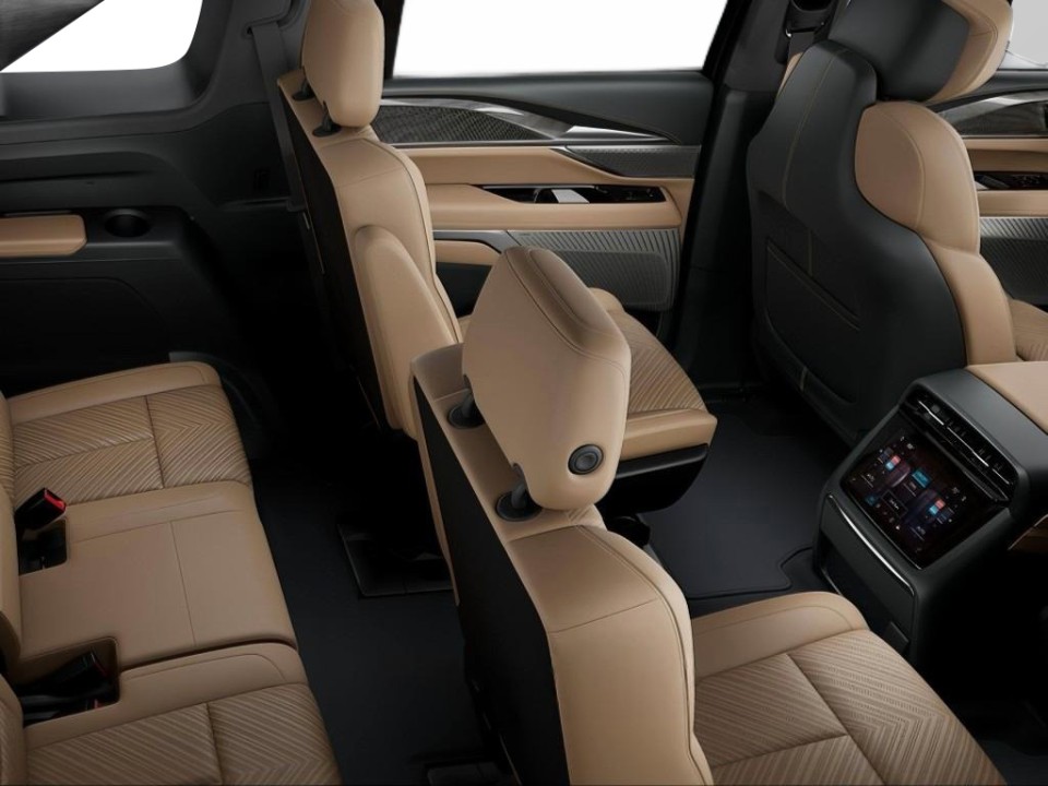 Cadillac Escalade IQ Premium Sport - foto 8