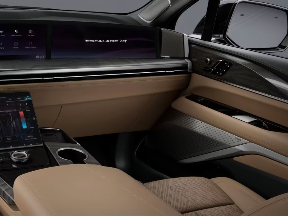 Cadillac Escalade IQ Premium Sport - foto 8