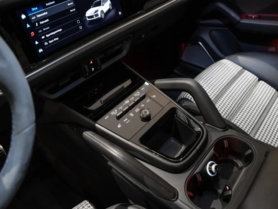 Porsche Cayenne Coupe S - foto 12